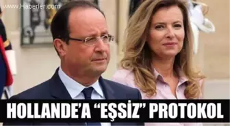 Hollande'a Eşsiz Protokol