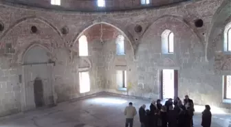 Şairlere İlham Veren Cami Yeniliyor