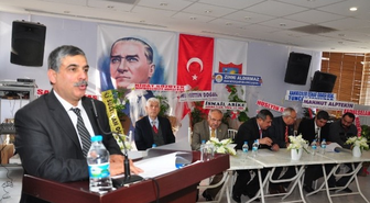 Sebze ve Meyvecilerde Mesut Yalı Yeniden Başkan Seçildi