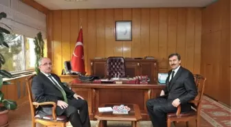 Vali Tuna'dan İl Özel İdaresi Genel Sekreteri Balcı'ya Ziyaret