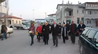 Burhaniye Belediye Başkanı Akova Esnafla Bir Araya Geldi