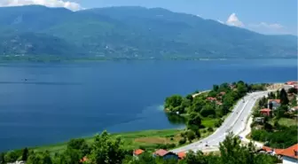 Sp'den 'Sapanca Gölü' Önergesinin Reddine Tepki