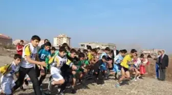 Diyarbakır'da Kros Birinciliği Çekişmeli Geçti