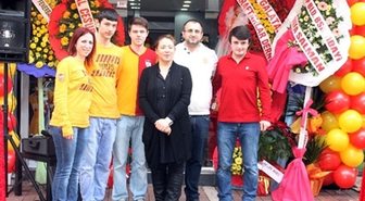 Galatasaray Yönetim Kurulu Üyesi İpekdokuyan, Yalova'da Gs Store Mağazasının Açılışına Katıldı