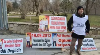 Kayıp Oğlu İçin Ölüm Orucuna Girdi