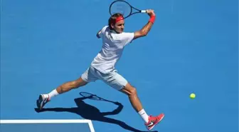 Avustralya Açık'ta Federer Rahat Turladı