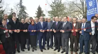 Namazgah Parkı Yeni Yüzüyle Hizmete Açıldı