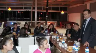 Başkan Erim'den Basketbolculara Moral Yemeği
