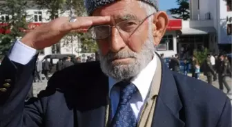 Kore Gazisi Toprağa Verildi