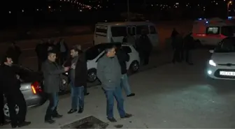 Yol Verme Kavgası Tartışmaya Dönüştü: 1'i Ağır 3 Yaralı