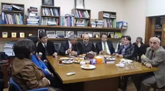 CHP Trabzon Büyükşehir Belediye Başkan Adayı Canalioğlu, Mimarlar Odasını Ziyaret Etti