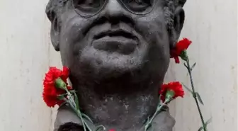 Karşıyaka Üç Gün Boyunca Uğur Mumcu'yu Anacak