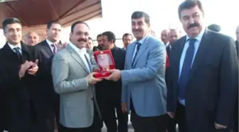 Kaymakam Özbek, Aydınlar Belediyesini Ziyaret Etti