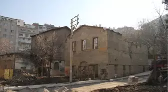 Denizli Belediyesi Tarihi Binalara Sahip Çıkıyor