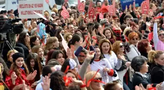 'One Billion Rising'in Bu Yılki Teması 'Adalet'