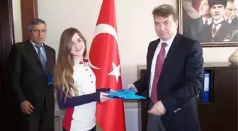 Korkuteli'nde Başarılı Öğrencilere Ödül