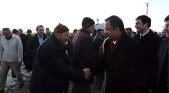 Büyükşehir Belediye Başkanı Özhaseki, Pınarbaşı'nın Köylerini Gezdi