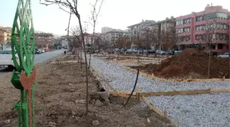 Çankaya'da Park Yapımları Sürüyor