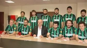 Tekden Denizlispor'da İmza Şov