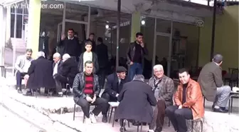 Bu kıraathanede sadece satranç ve dama oynanıyor -