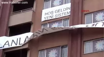 Dershane Binasına 'Hoşgeldin Yeni Sistem' Pankartı