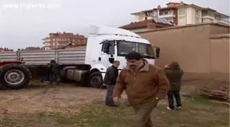 Konya'da Madeni Yağ Yüklü Tır Çalındı