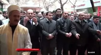 MHP'li Akyıldız İçin Tüm Yurtta Gıyabi Cenaze Namazı Kılındı