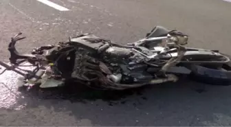 İzmir'de Motosiklet Kazası Yapan Genç Hayatını Kaybetti