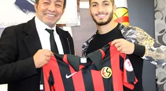 Kamil Ahmet Çörekçi Eskişehirspor'da