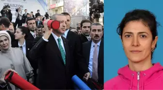 Başbakan'ın Konvoyuna Yumurta Attı Diye Açığa Alınan Öğretmen Görevine İade Edildi