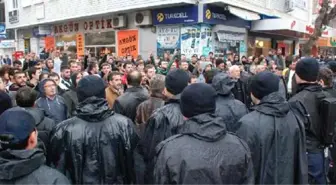 İzmir'de Seçim Gerginliği: 2 Yaralı