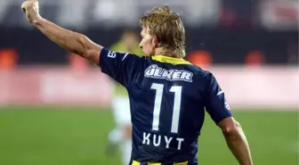 Kuyt Reklam Yıldızı Oldu!