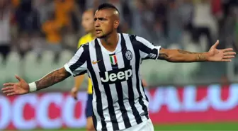 Vidal Juve'den Ayrılmıyor