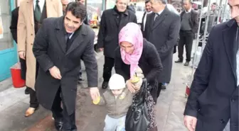 Kars Belediye Başkanı Bozkuş Esnafı Ziyaret Etti