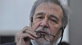 İlber Ortaylı, Caps'lerini Yorumladı
