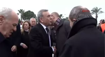 Karadenizliler İzmir'de Hamsi Şöleninde Buluştu