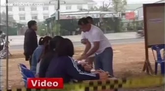 Tayland'da Oy Kullanma İşlemi Başladı