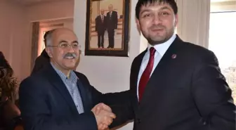 CHP'li Heyetten MHP'ye Taziye Ziyareti