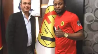 Eskişehirspor, Raheem Lawal ile Anlaştı