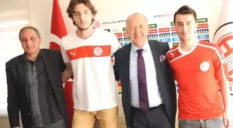 Medical Park Antalyaspor'da 2 İmza