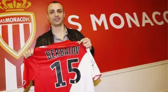 Berbatov: Beni Monaco'ya Evra Sattı