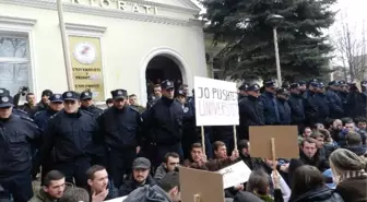 Kosova'nın Eski Cumhurbaşkanı İbrahim Rugova'nın Oğlu Tutuklandı