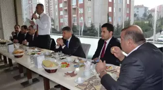 AK Parti Kapaklı Belediye Başkan Adayı Karadeniz: 'Müteahhitlerin Önünü Açacağız'