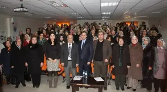 Malatya'da Aile İçi İletişim ve İnternet Semineri Verildi