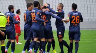 İstanbul Bşb - Adanaspor: 3-1 / Olimpiyat'ta Gülen Ev Sahibi Takım Oldu