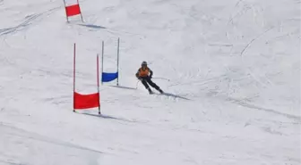 Bitlis'te 'Valilik Kupası' Kayak Yarışları Tamamlandı