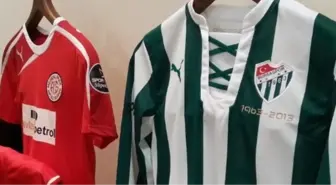 Bursaspor, MP Antalyaspor Maçına Çubuklu Forma ile Çıkacak