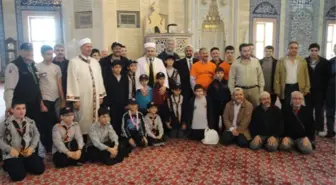 İzciler 'Önce Namaz'Dedi