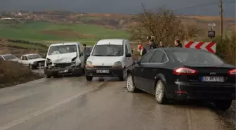 Malkara'da Yağmur Sonrası Yaşanan 4 Ayrı Kazada 18 Kişi Yaralandı