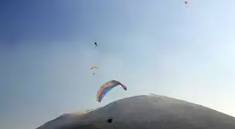 Onlara Gökyüzü Serbest